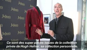 Le pyjama en soie de Hugh Hefner mis aux enchères en Californie