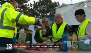 Gilets jaunes: Les mesures annoncées par Edouard Philippe sont-elles suffisantes ? Plusieurs manifestants répondent - VIDEO