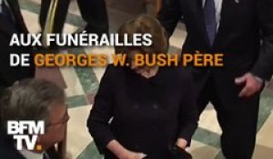 Aux funérailles de son père, Georges W. Bush offre (encore) un bonbon à Michelle Obama