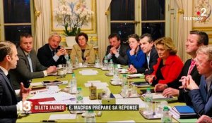 Très attendu, Emmanuel Macron prépare sa réponse aux "gilets jaunes"