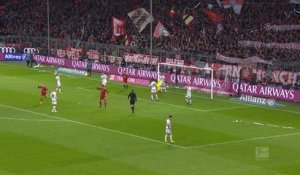 14e j. - Ribéry marque le troisième et dernier but du Bayern