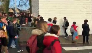 Mardi noir à Besançon : les lycéens dans la rue contre les réformes de l'Éducation nationale