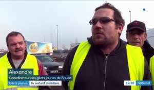 Malgré les mesures annoncées, les "gilets jaunes" restent mobilisés