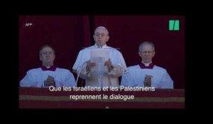 Le pape François prie pour les réfugiés syriens dans son "Urbi et Orbi"