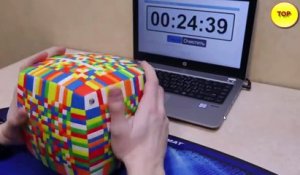 Il termine le plus grand Rubik's cube du monde (17x17) en 5 heures