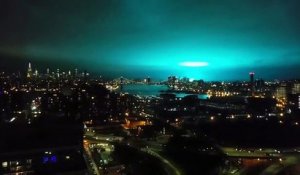 Un transformateur électrique explose, New York croit à une invasion extraterrestre