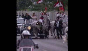 Un cheval perturbe le défilé de Jair Bolsonaro