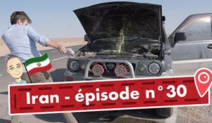 On a cassé 3 voitures dans un désert en Iran