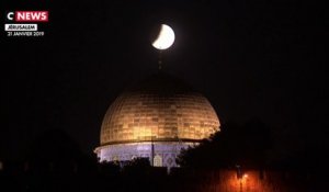 L'éclipse de lune a illuminé la planète