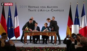 Macron et Merkel signent un nouveau traité franco-allemand au ton pro-européen