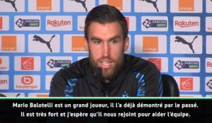 Marseille - Strootman sur Balotelli : "Je serai le premier à l'accueillir"