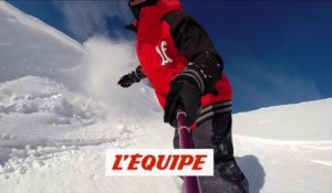 Nicolas Droz dans la poudreuse à Avoriaz - Adrénaline - Snowboard freeride