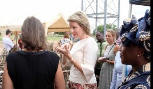 La reine Mathilde en visite au Mozambique