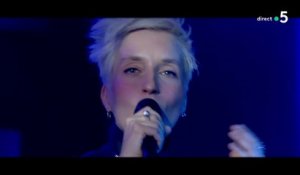 "Mutate" (live) Jeanne Added - C à Vous - 11/02/2019