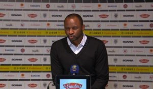 25e j. - Vieira : "Un score flatteur pour Angers"