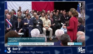 Un lycéen pose une question très directe à Emmanuel Macron