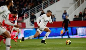 Dijon FCO - Paris Saint-Germain : Le geste technique de Kylian Mbappé
