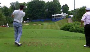 Leif Olsen joue au billard sur un terrain de golf !