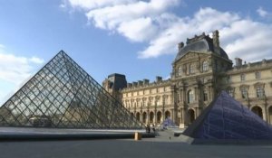 Une illusion d'optique géante pour les 30 ans de la Pyramide du Louvre