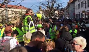 Acte XX des gilets jaunes : 500 personnes rassemblés place de la Révolution à Besançon