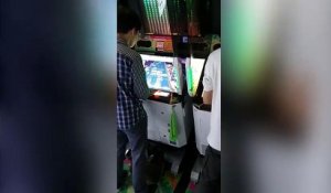 Petit moment de détente sur une borne d'arcade !