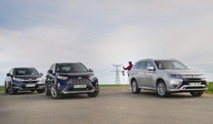 Toyota RAV4 / Honda CR-V / Mitsubishi Outlander PHEV : le match des SUV hybrides