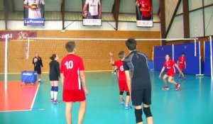 Stage du Martigues Volley-Ball et interview de Théo Rodriguez