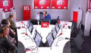 Marine Le Pen renonce à sortir de l'Europe mais "elle la hait", constate Alain Duhamel
