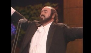 Luciano Pavarotti - Cilea: L'Arlesiana: "E' la solita storia" (Lamento di Federico)