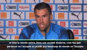 37e j. - Strootman : "Le monde du football doit donner l'exemple contre l'homophobie"