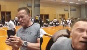 Arnold Schwarzenegger violemment agressé en Afrique du sud