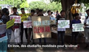 Des étudiants appellent Modi à lutter contre l'air pollué indien