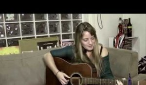 Zoe Elliot "Liza" off Black Dog EP - LIVE and Acoustic on the AU sessions.