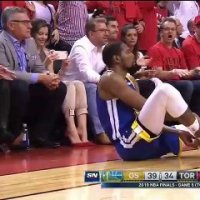Les images de la nouvelle blessure de Kevin Durant
