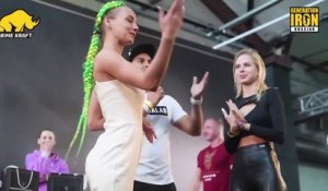Des filles participent à un concours de fessées en Russie