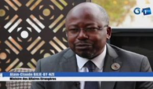 Signature d’accord entre le Ministre des affaires étrangères, Alain-Claude BILIE-BY-NZE et l'Etat du Niger