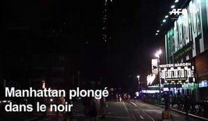 Panne d'électricité géante à Manhattan, Times Square dans le noir