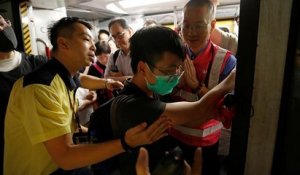 Les manifestants démarrent une journée de grève générale à Hong Kong