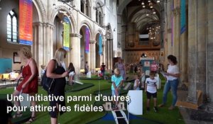 Dans une cathédrale britannique, un mini-golf pour attirer les fidèles