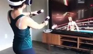 Jouer à la boxe en VR pour la première fois