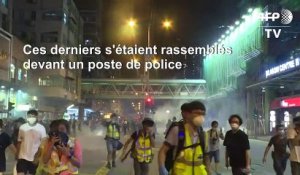 Hong Kong: la police tire du gaz lacrymogène sur des manifestants pro-démocratie