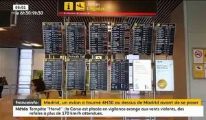 Un avion d'Air Canada avec 128 passagers à bord atterrit en urgence à l'aéroport de Madrid en raison d'un problème technique - VIDEO