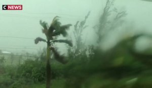 L'ouragan Dorian, qui a fait au moins 5 morts, est rétrogradé en catégorie 3