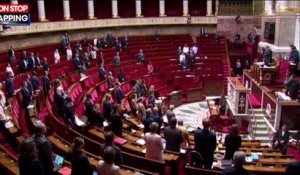 Jacques Chirac est décédé : les députés observent une minute de silence à l'Assemblée (vidéo)