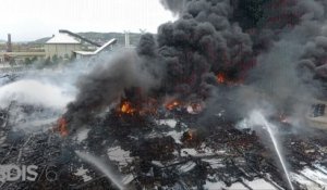 Incendie Rouen : le brasier de l'usine Lubrizol filmé par un drone