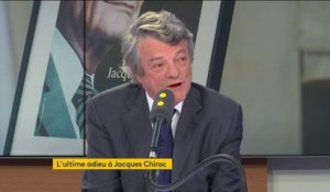 "Mon rêve, c'est que la France propose au comité Nobel que la Fondation Chirac soit proposé comme Nobel de la paix", suggère Jean-Louis Borloo