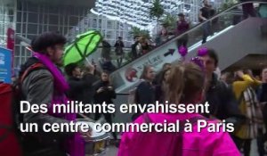 Climat: Extinction Rébellion occupe un centre commercial à Paris