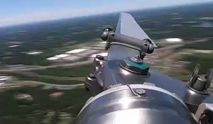 Camera posée sur une pale d'hélicoptère
