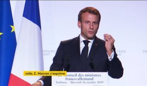 Emmanuel Macron appelle à "être intraitable avec le communautarisme" sans "stigmatiser nos concitoyens"