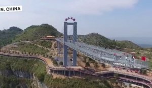 Voici le plus haut pont aérien pour piéton du monde